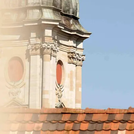 فندق Vadian Garni