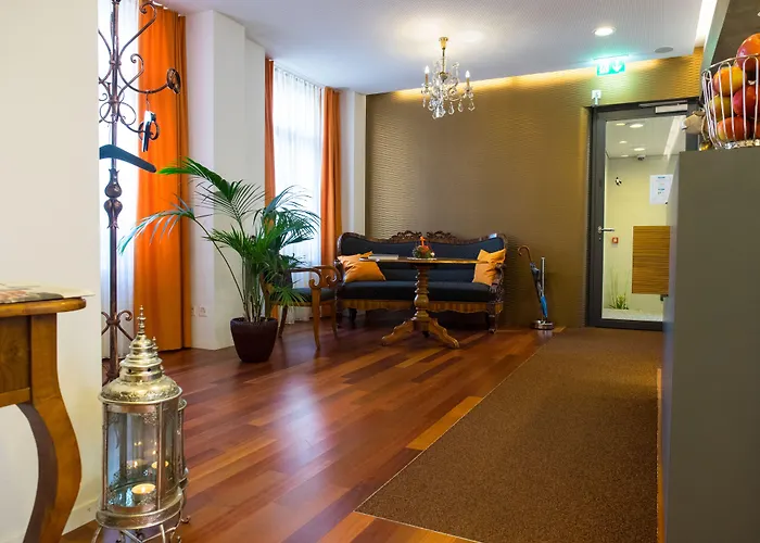 Hotel Vadian Garni 2*