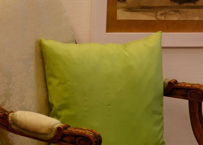 Vadian Garni Hotel 2*