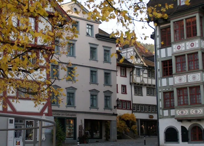 Vadian Garni فندق