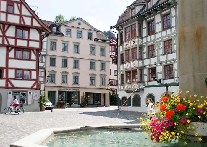 Hotel Vadian Garni 2*