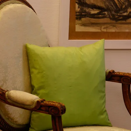 Vadian Garni Hotel 2*